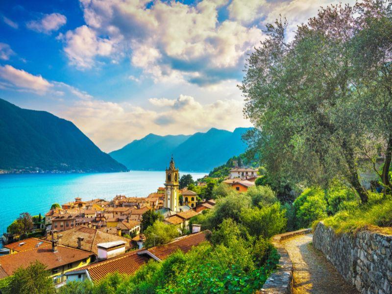 Percorsi Trekking e in Bicicletta sul lago di Como